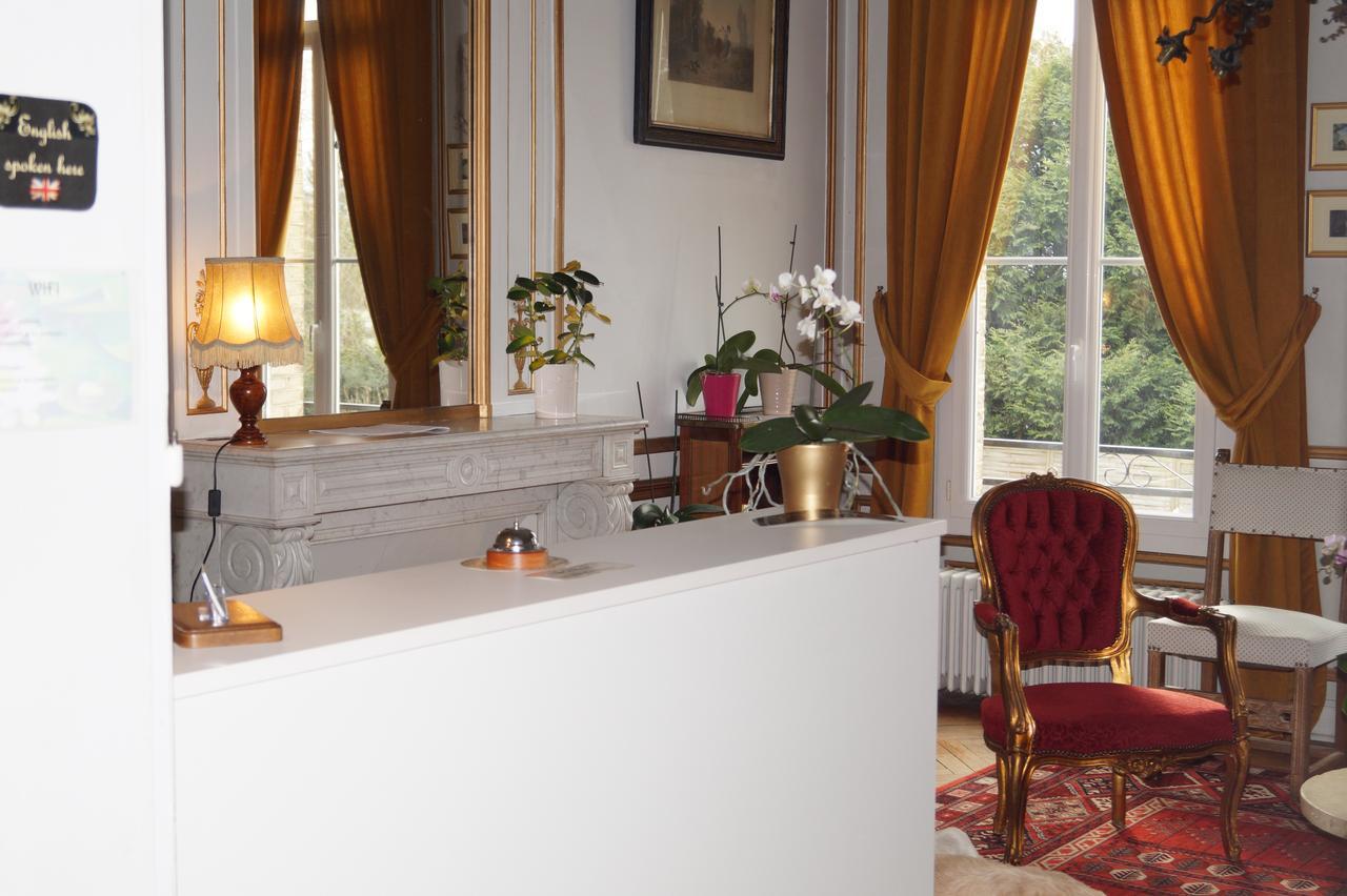 Hotel Au Chateau Blanc Saint-Aubin-lès-Elbeuf Kültér fotó