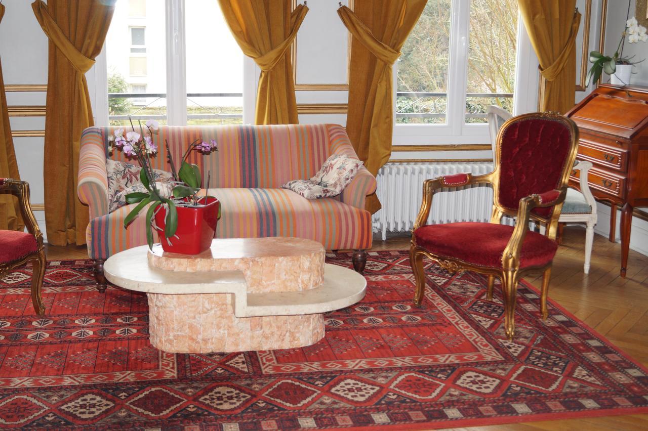 Hotel Au Chateau Blanc Saint-Aubin-lès-Elbeuf Kültér fotó